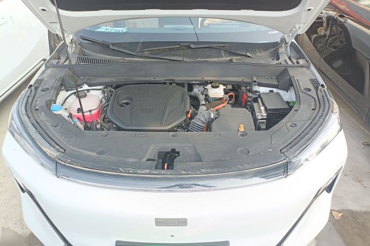 Used Geely Galaxy Xingjian 7 EM-i 2025 120km Launch+ Version Engine Bay