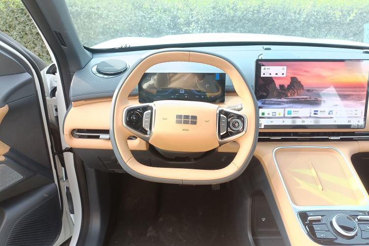 Used Geely Galaxy Xingjian 7 EM-i 2025 120km Launch+ Version Steering Wheel