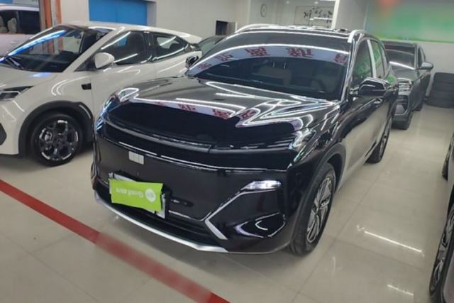 Used Geely Galaxy Xingjian 7 EM-i 2025 55 km Launch Edition