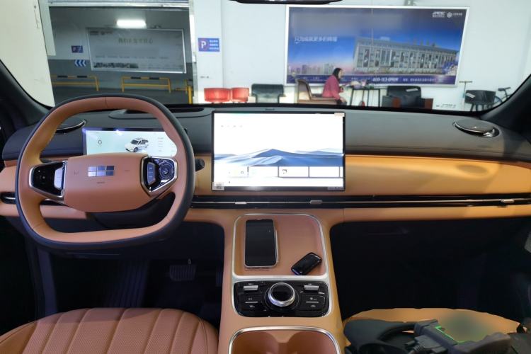 Used Geely Galaxy Xingjian 7 EM-i 2025 120km Exploration+ Version Center Console