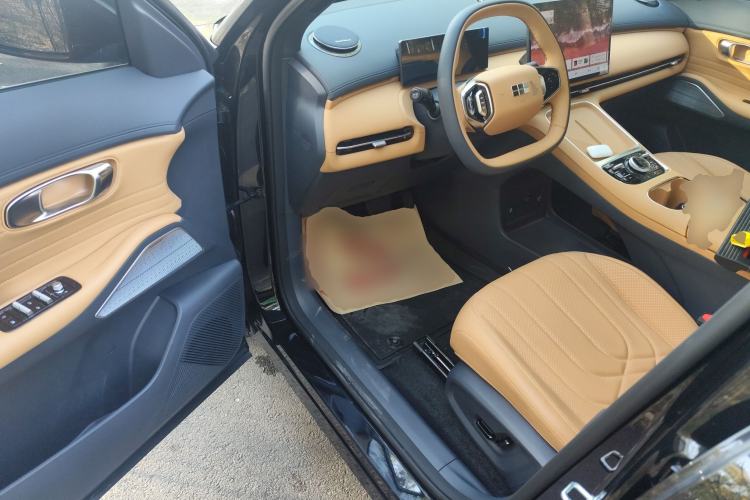 Used Geely Galaxy Xingjian 7 EM-i 2025 120km Launch+ Version Driver Seat