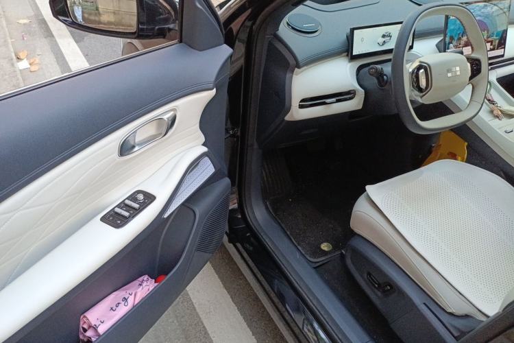 Used Geely Galaxy Xingjian 7 EM-i 2025 120km Exploration+ Version Driver Seat