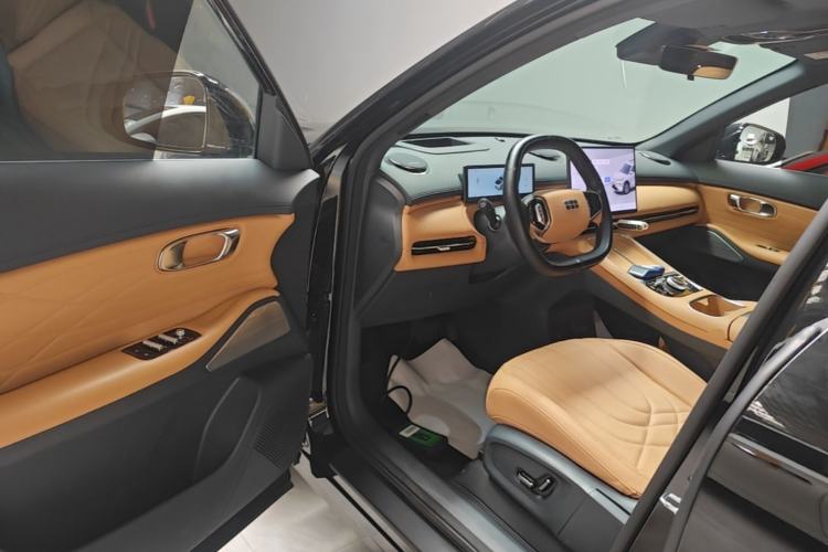 Used Geely Galaxy Xingjian 7 EM-i 2025 120km Exploration+ Version Driver Seat