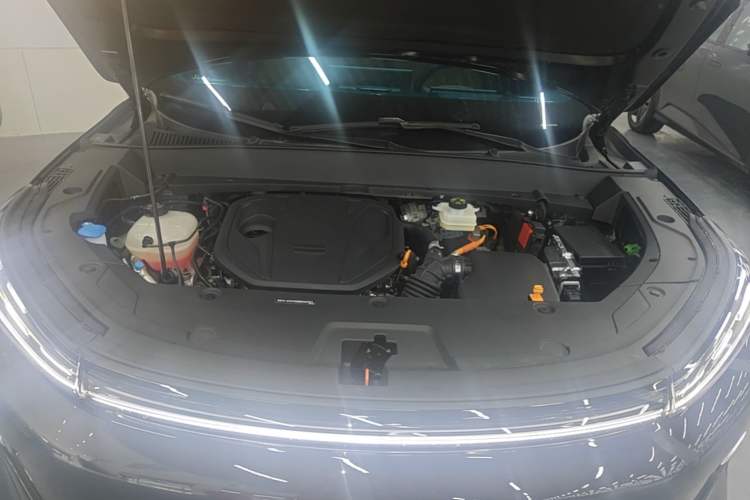 Used Geely Galaxy Xingjian 7 EM-i 2025 120km Exploration+ Version Engine Bay