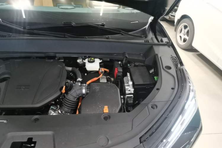 Used Geely Galaxy Xingjian 7 EM-i 2025 120km Exploration+ Version Engine Bay Left
