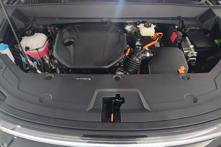 Used Geely Galaxy Xingjian 7 EM-i 2025 120km Navigator Edition Engine Bay