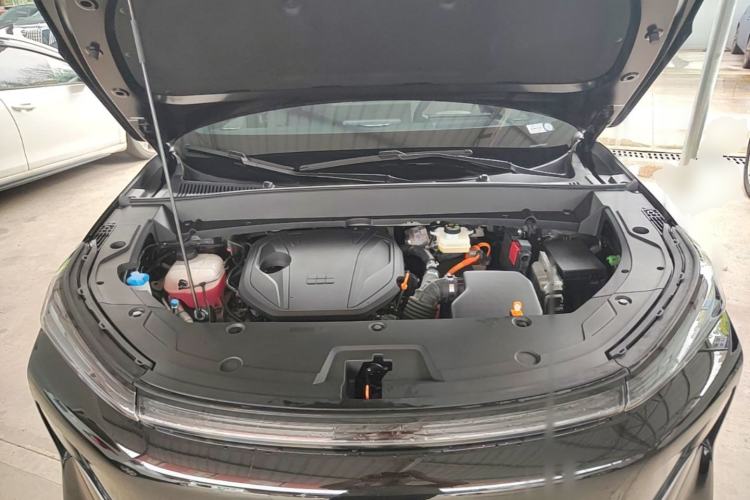 Used Geely Galaxy Xingjian 7 EM-i 2025 120km Navigator Edition Engine Bay