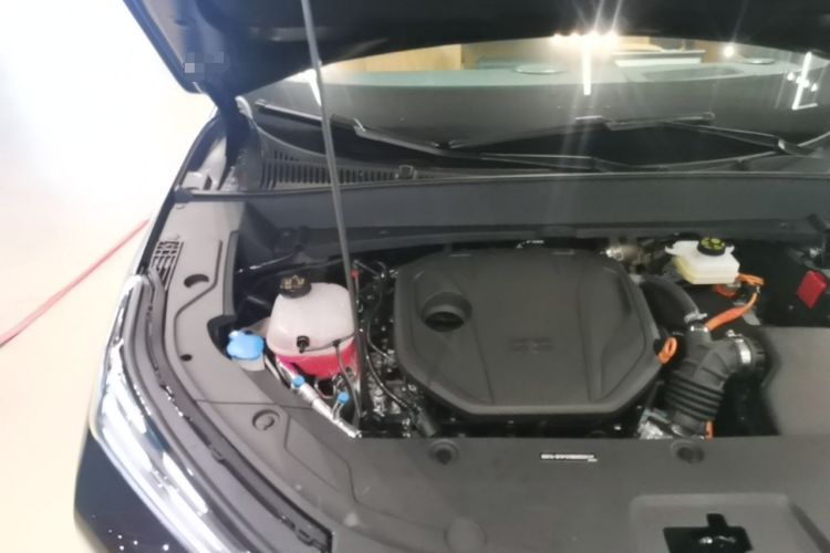 Used Geely Galaxy Xingjian 7 EM-i 2025 120km Exploration+ Version Engine Bay Right