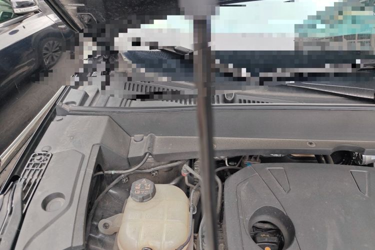 Used Geely Galaxy Xingjian 7 EM-i 2025 120km Navigator Edition Engine Bay Right
