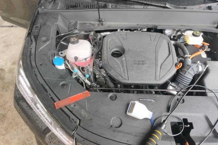 Used Geely Galaxy Xingjian 7 EM-i 2025 120km Exploration+ Version Engine Bay Right