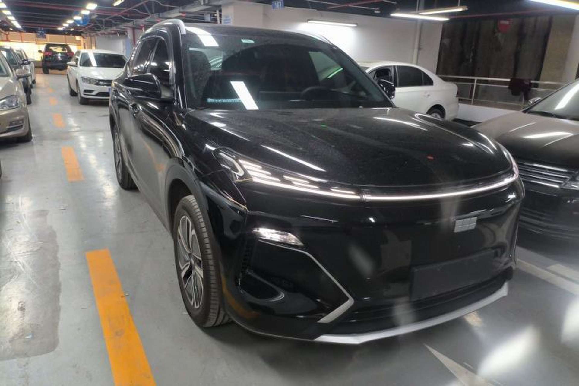 Used Geely Galaxy Xingjian 7 EM-i 2025 120km Launch+ Version Exterior 1