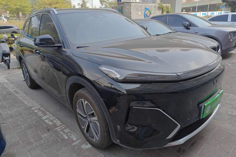 Used Geely Galaxy Xingjian 7 EM-i 2025 120km Exploration+ Version Exterior 1