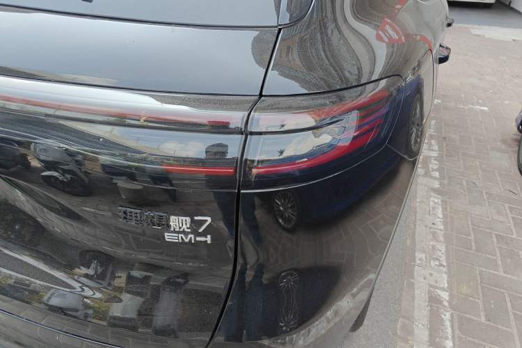 Used Geely Galaxy Xingjian 7 EM-i 2025 120km Exploration+ Version Exterior 3