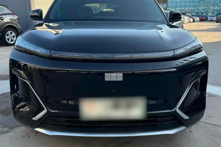 Used Geely Galaxy Xingjian 7 EM-i 2025 120km Launch+ Version Exterior 4