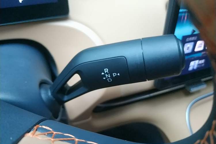 Used Geely Galaxy Xingjian 7 EM-i 2025 120km Exploration+ Version Gear Lever