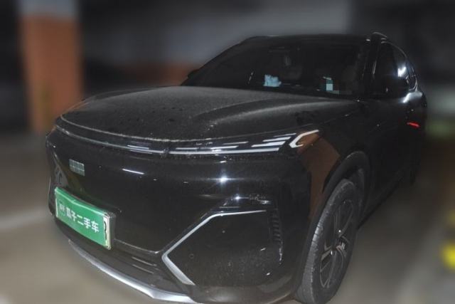 Ojetý Geely Galaxy Xingjian 7 EM-i 2025 120km Exploration+ Version