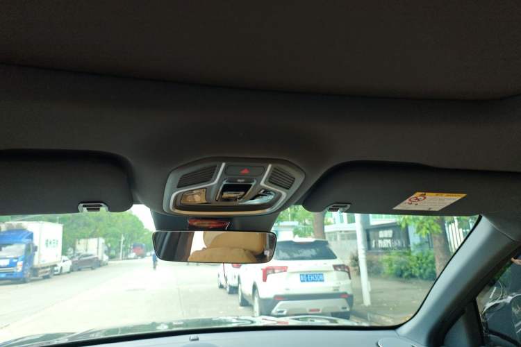 Used Geely Galaxy Xingjian 7 EM-i 2025 55km Exploration Edition Headliner