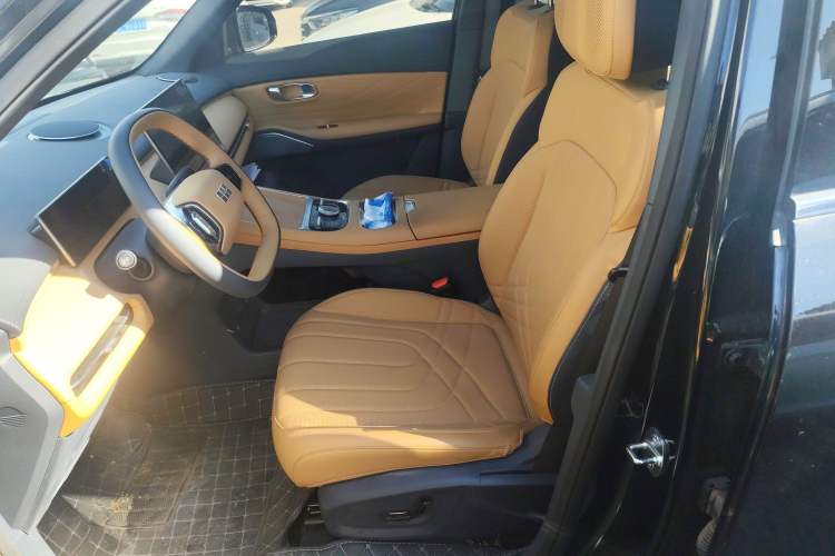 Used Geely Galaxy Xingjian 7 EM-i 2025 120km Launch+ Version Left Front Seat