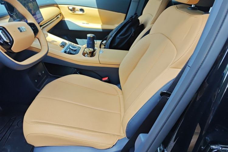 Used Geely Galaxy Xingjian 7 EM-i 2025 55 km Launch Edition Left Front Seat