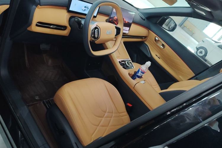 Used Geely Galaxy Xingjian 7 EM-i 2025 120km Navigator Edition Left Front Seat