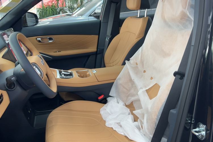 Used Geely Galaxy Xingjian 7 EM-i 2025 120km Launch+ Version Left Front Seat
