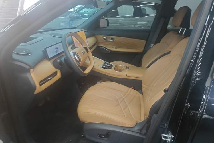 Used Geely Galaxy Xingjian 7 EM-i 2025 120km Exploration+ Version Left Front Seat