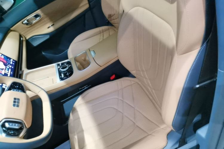 Used Geely Galaxy Xingjian 7 EM-i 2025 120km Exploration+ Version Left Front Seat