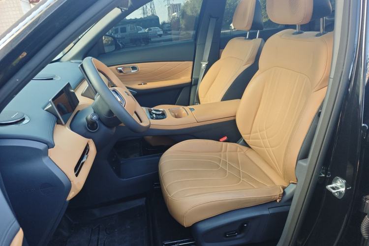 Used Geely Galaxy Xingjian 7 EM-i 2025 120km Launch+ Version Left Front Seat