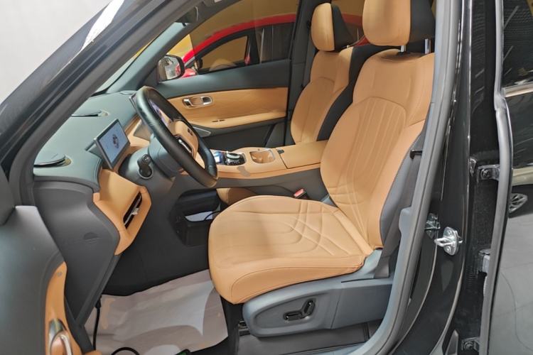 Used Geely Galaxy Xingjian 7 EM-i 2025 120km Exploration+ Version Left Front Seat