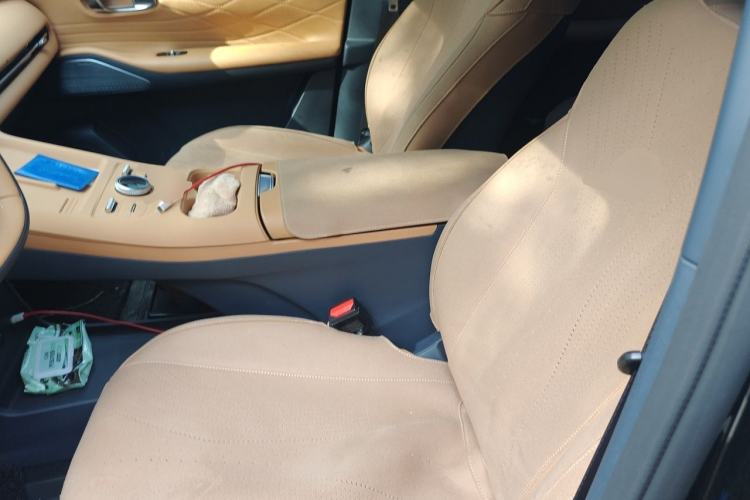 Used Geely Galaxy Xingjian 7 EM-i 2025 120km Launch+ Version Left Front Seat
