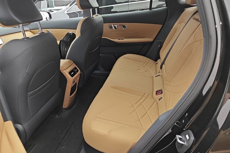 Used Geely Galaxy Xingjian 7 EM-i 2025 120km Navigator Edition Left Rear Seat