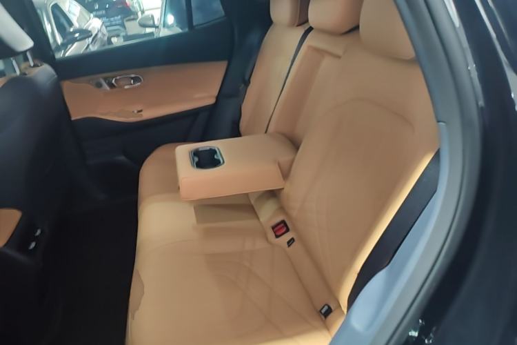 Used Geely Galaxy Xingjian 7 EM-i 2025 120km Navigator Edition Left Rear Seat