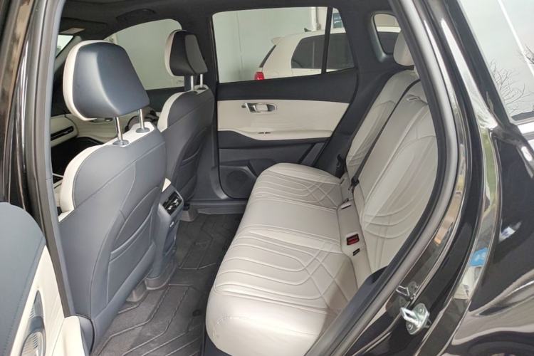 Used Geely Galaxy Xingjian 7 EM-i 2025 120km Navigator Edition Left Rear Seat