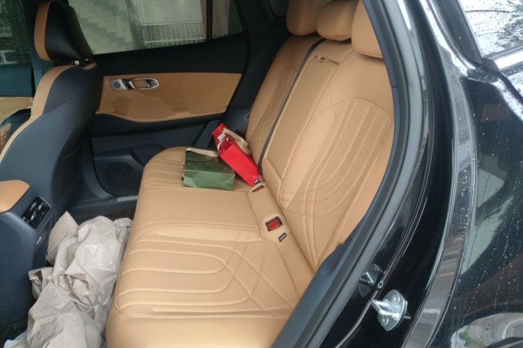 Used Geely Galaxy Xingjian 7 EM-i 2025 120km Exploration+ Version Left Rear Seat