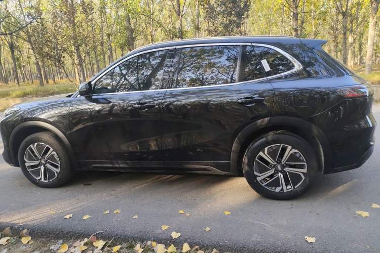 Used Geely Galaxy Xingjian 7 EM-i 2025 120km Launch+ Version Left Side