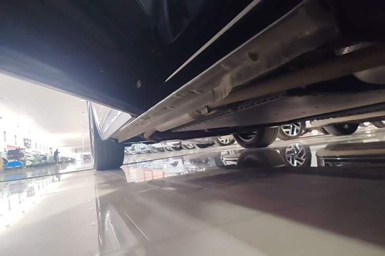 Used Geely Galaxy Xingjian 7 EM-i 2025 120km Navigator Edition Left Side Sill