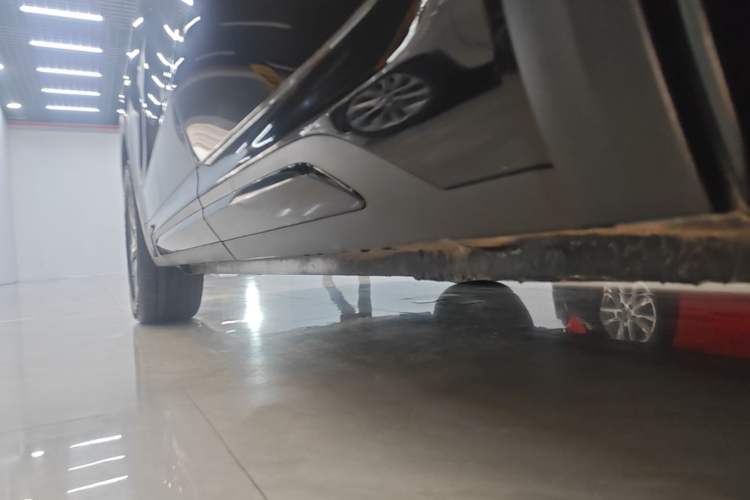Used Geely Galaxy Xingjian 7 EM-i 2025 120km Exploration+ Version Left Side Sill