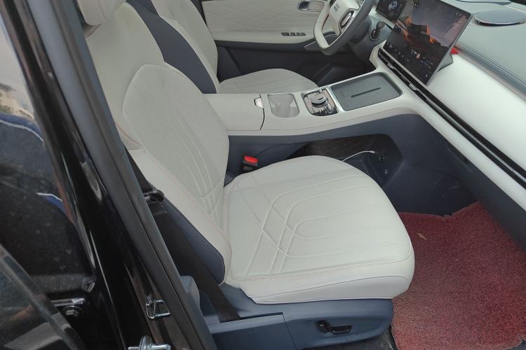 Used Geely Galaxy Xingjian 7 EM-i 2025 120km Exploration+ Version Right Front Seat