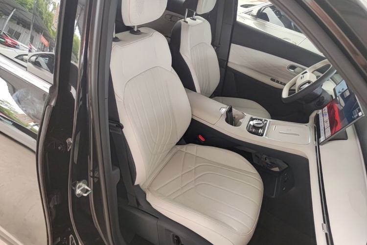 Used Geely Galaxy Xingjian 7 EM-i 2025 120km Navigator Edition Right Front Seat