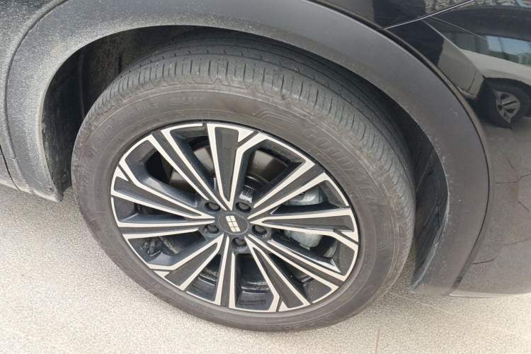 Used Geely Galaxy Xingjian 7 EM-i 2025 120km Navigator Edition Right Front Wheel Hub