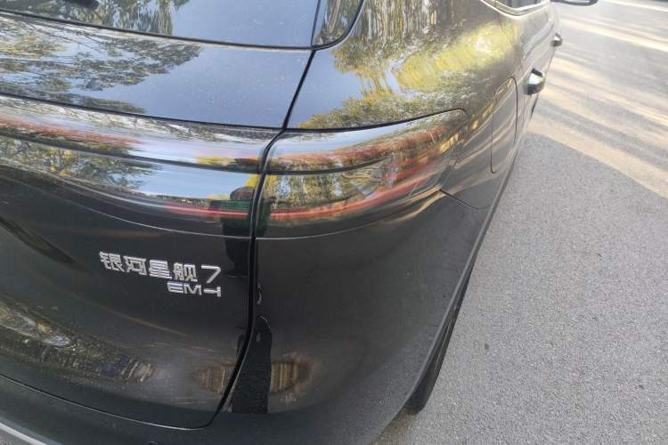 Used Geely Galaxy Xingjian 7 EM-i 2025 120km Launch+ Version Right Rear Taillight