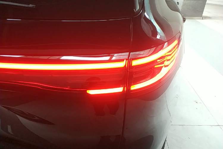 Used Geely Galaxy Xingjian 7 EM-i 2025 120km Exploration+ Version Right Rear Taillight