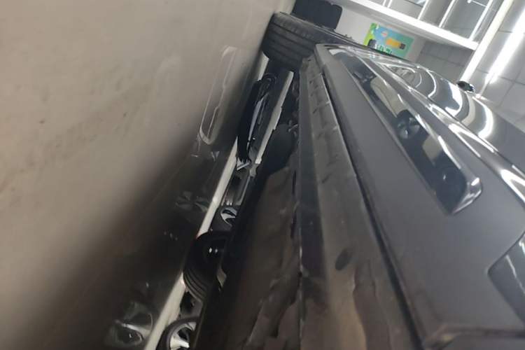 Used Geely Galaxy Xingjian 7 EM-i 2025 55 km Launch Edition Right Side Sill
