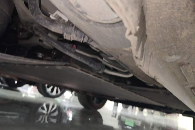 Used Geely Galaxy Xingjian 7 EM-i 2025 120km Navigator Edition Right Side Sill