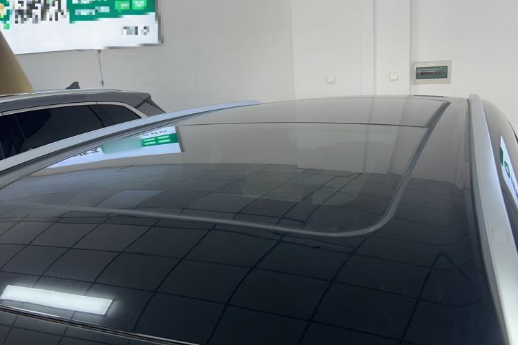 Used Geely Galaxy Xingjian 7 EM-i 2025 120km Launch+ Version Roof