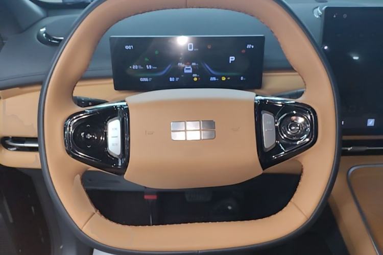 Used Geely Galaxy Xingjian 7 EM-i 2025 55 km Launch Edition Steering Wheel