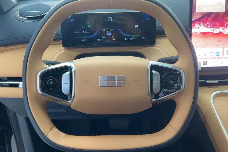Used Geely Galaxy Xingjian 7 EM-i 2025 120km Launch+ Version Steering Wheel