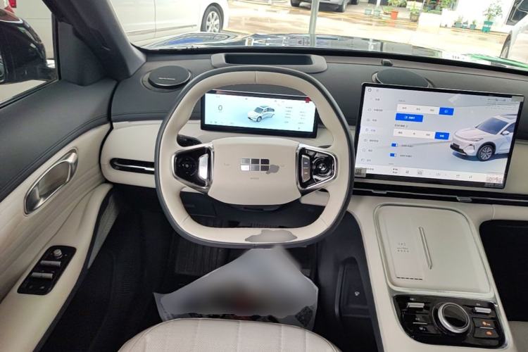 Used Geely Galaxy Xingjian 7 EM-i 2025 120km Navigator Edition Steering Wheel