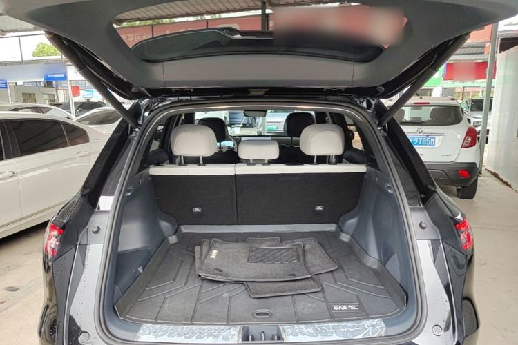 Used Geely Galaxy Xingjian 7 EM-i 2025 120km Navigator Edition Trunk