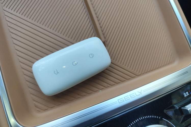 Used Geely Galaxy Xingjian 7 EM-i 2025 120km Launch+ Version Vehicle Key